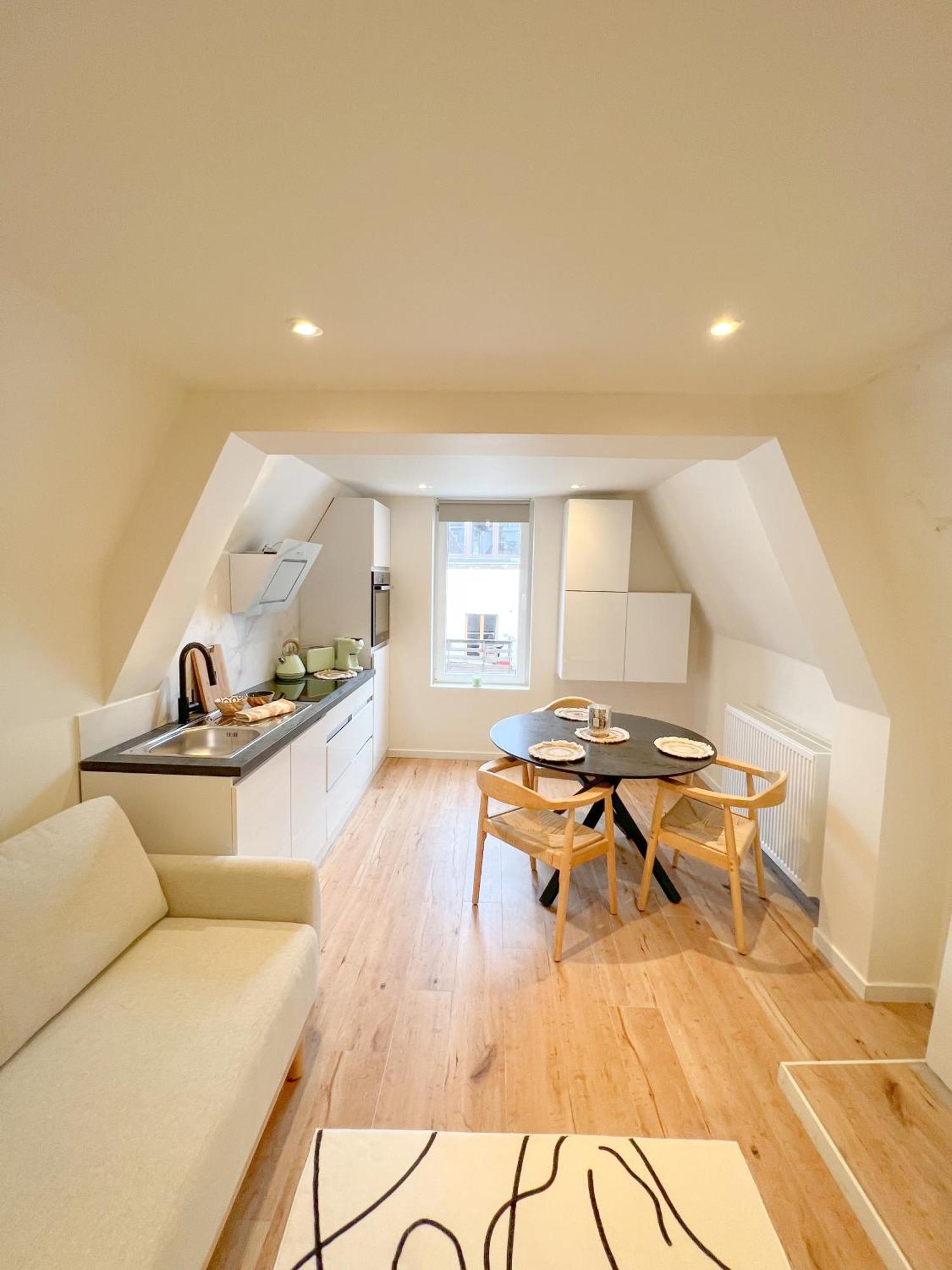 Mayfair Suites Antwerp Exterior photo
