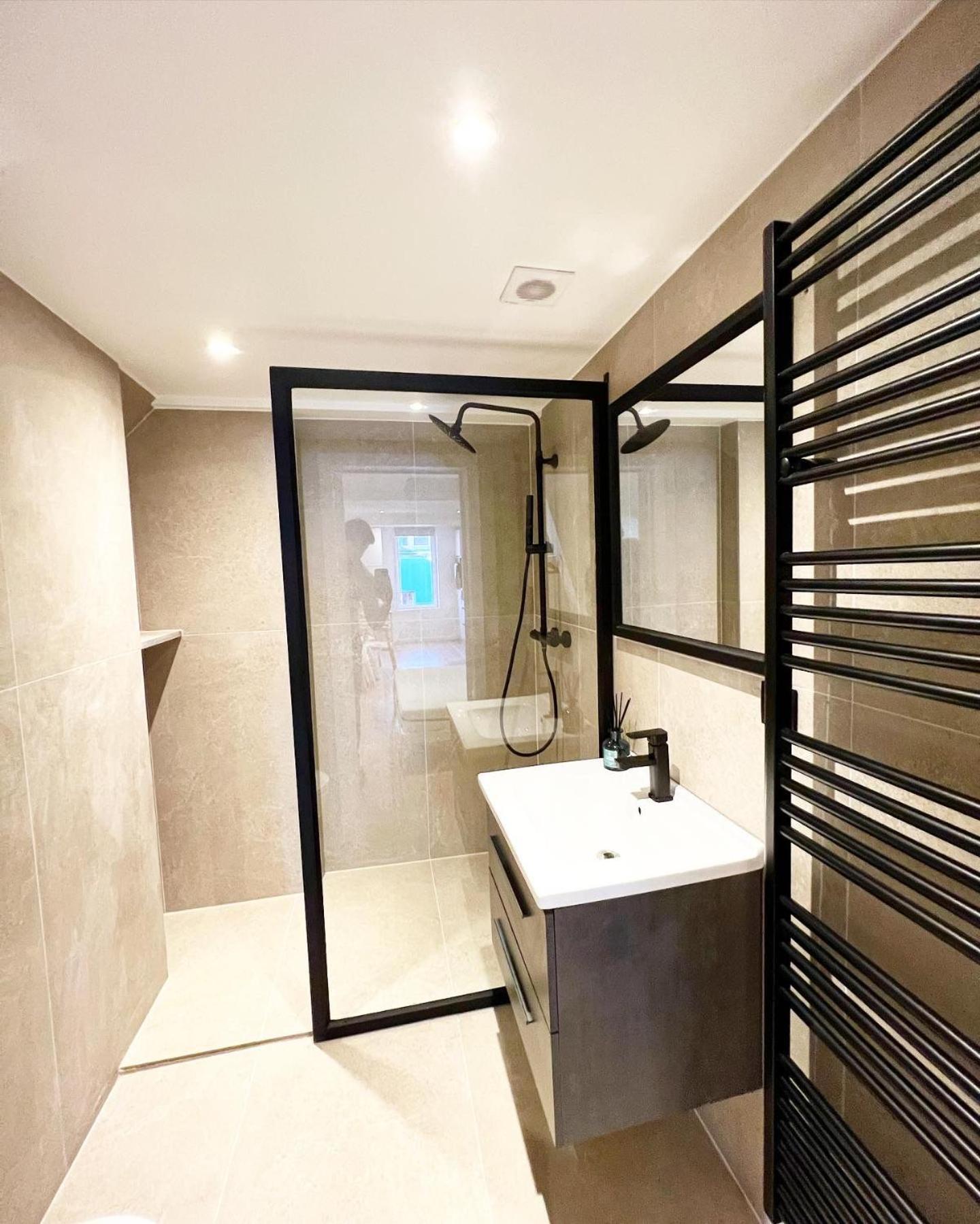 Mayfair Suites Antwerp Exterior photo