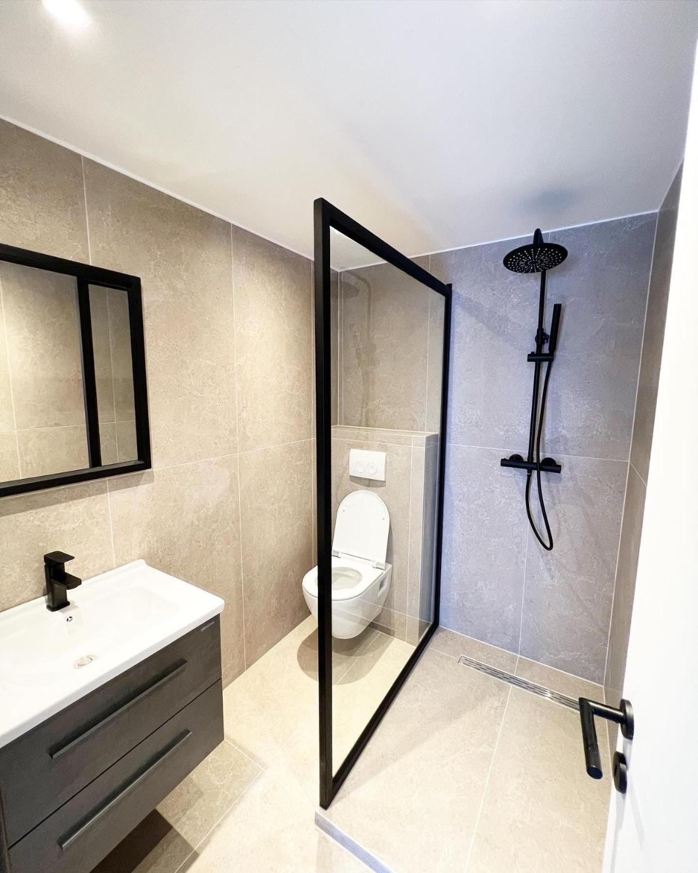 Mayfair Suites Antwerp Exterior photo